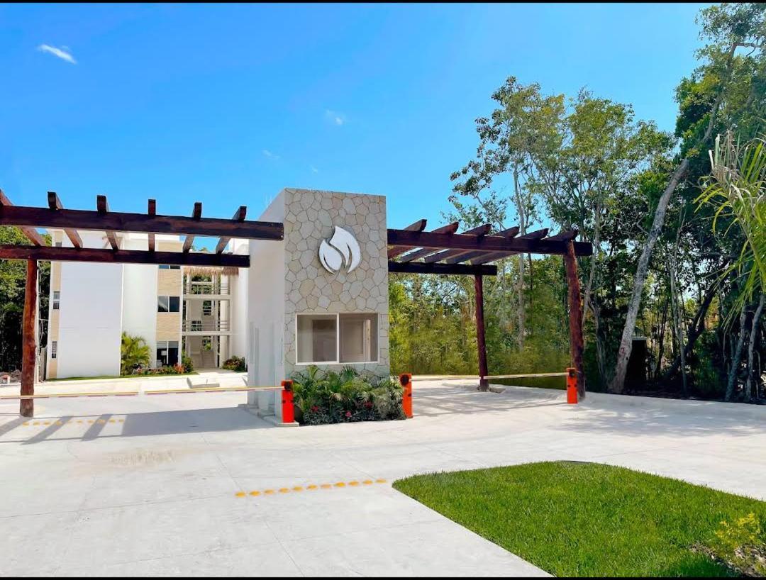 2-Bedroom Condo By The Jungle W/ Swimming Pool Puerto Morelos Luaran gambar
