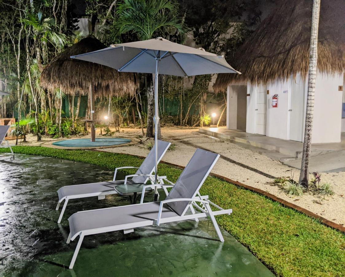 2-Bedroom Condo By The Jungle W/ Swimming Pool Puerto Morelos Luaran gambar